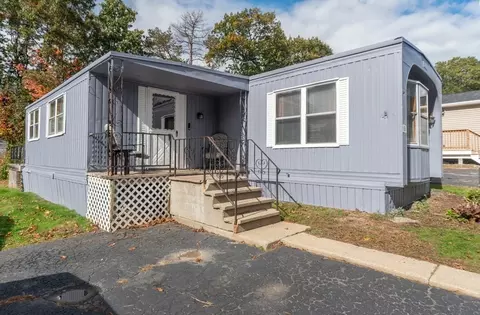 45 Tavitian Blvd, Marlborough, MA 01752