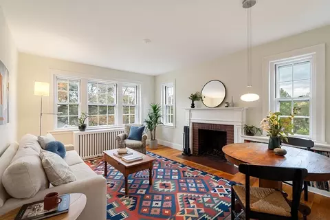 41 Bowdoin St #41, Cambridge, MA 02138
