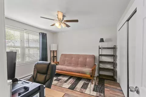 31 Joseph St, Worcester, MA 01604 photo 17