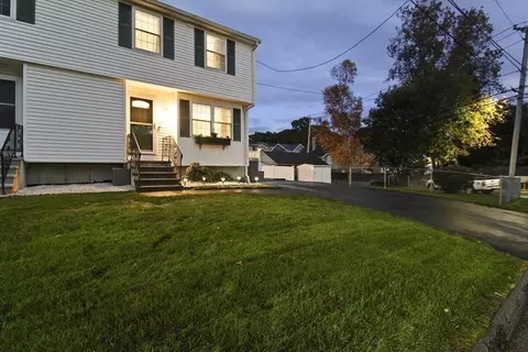 31 Joseph St, Worcester, MA 01604 photo 3