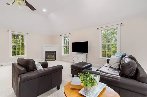 128 Adams St, Dunstable, MA 01827 photo 11