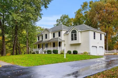 128 Adams St, Dunstable, MA 01827 photo 32