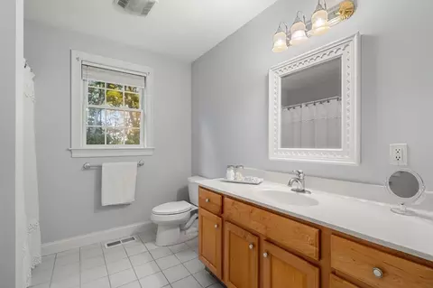 128 Adams St, Dunstable, MA 01827 photo 27