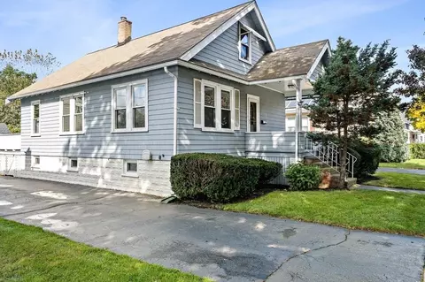 196 Main St, Melrose, MA 02176