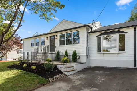 10 Essex St, Stoneham, MA 02180