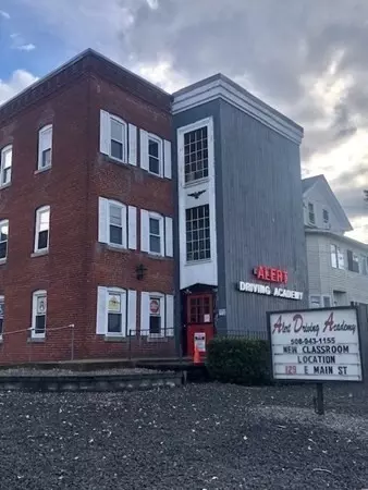 30 E Main St, Webster, MA 01570 photo 3