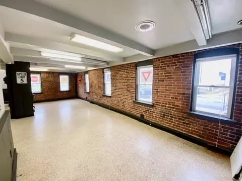 30 E Main St, Webster, MA 01570 photo 7