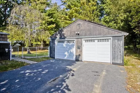 520 Dutchess St, Springfield, MA 01129 photo 31