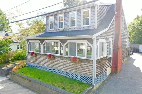 52 Alden St, Plymouth, MA 02360
