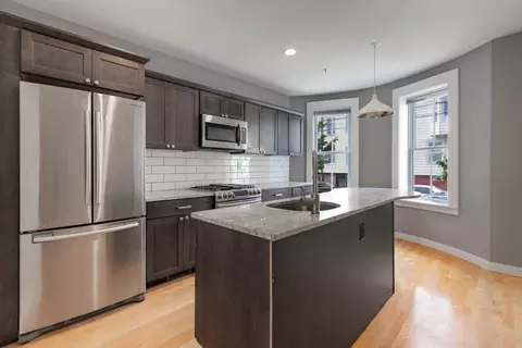 123 Saratoga St #1, Boston, MA 02128
