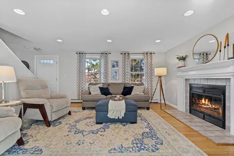 28 Robbins Rd, Ayer, MA 01432 photo 11