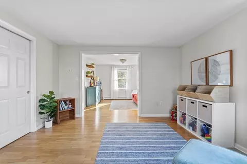 28 Robbins Rd, Ayer, MA 01432 photo 15