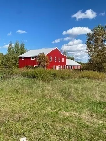 27 Hollow Rd, Brimfield, MA 01010
