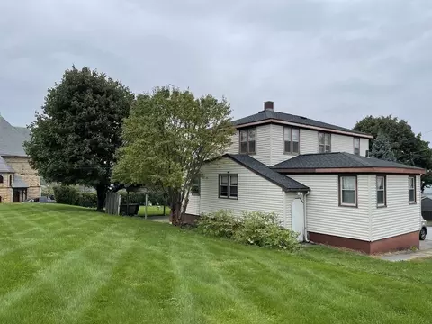 2 Emerson St, Worcester, MA 01604 photo 39