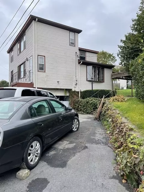 2 Emerson St, Worcester, MA 01604 photo 35