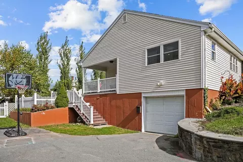 486 Ludlow, Fall River, MA 02721 photo 9