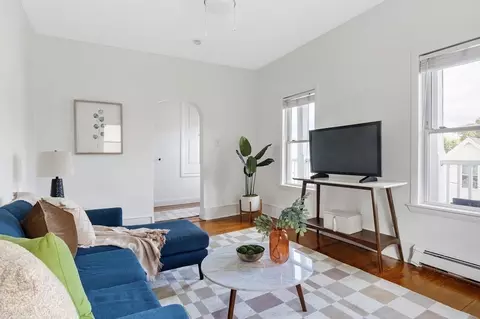9 Nashua St #3, Somerville, MA 02145