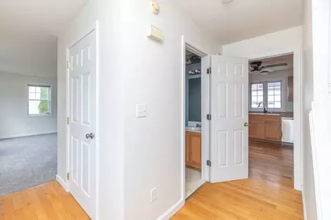 156 Fair Oak Rd, Springfield, MA 01128 photo 14