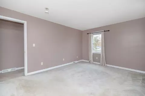 156 Fair Oak Rd, Springfield, MA 01128 photo 25