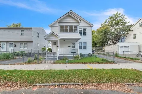 82-84 Santa Barbara St, Springfield, MA 01104