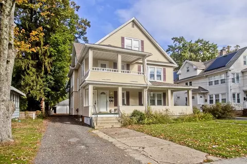 62-64 Olmsted Dr, Springfield, MA 01108