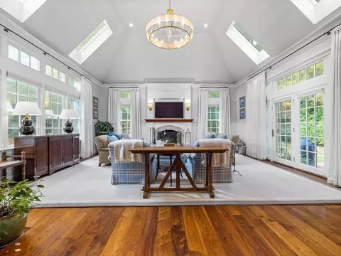19 Radcliffe Rd, Wellesley, MA 02482 photo 6