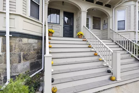 11 Hurd Rd #3, Brookline, MA 02445