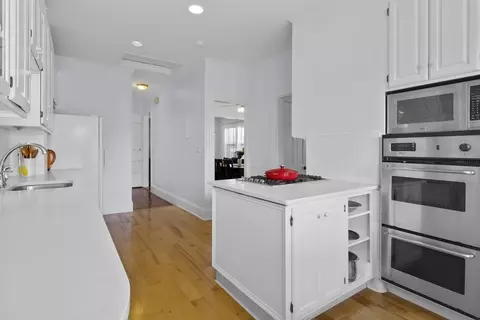 11 Hurd Rd #3, Brookline, MA 02445 photo 14