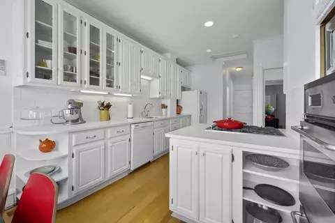 11 Hurd Rd #3, Brookline, MA 02445 photo 17