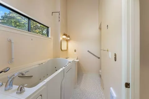 46 E Bluff Rd #46, Ashland, MA 01721 photo 19