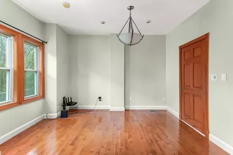 28 Stebbins St, Worcester, MA 01607 photo 13