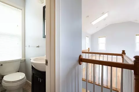 28 Stebbins St, Worcester, MA 01607 photo 17