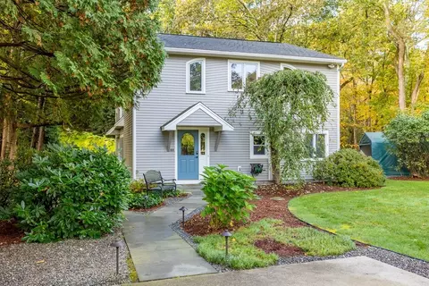 88 Harvard Rd, Littleton, MA 01460