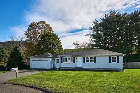 1 Sandra Rd, Easthampton, MA 01027