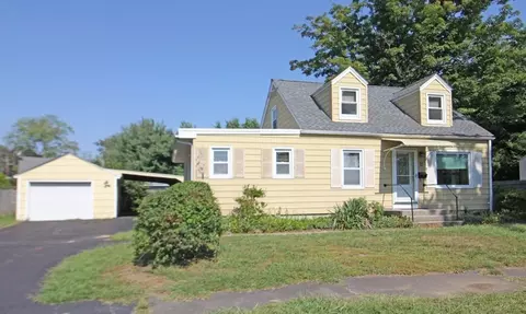 30 Randall St, Agawam, MA 01001