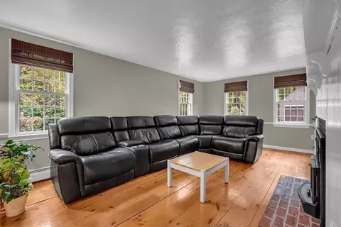 22 High St, Ashburnham, MA 01430 photo 17