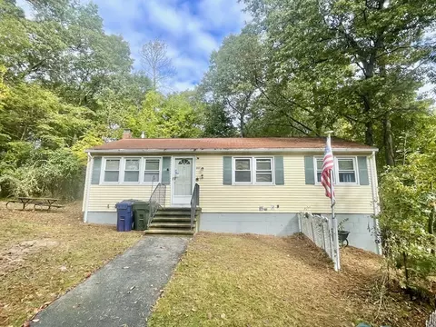 207 Donohue Rd, Dracut, MA 01826