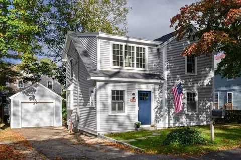 11 James Ln, Cohasset, MA 02025