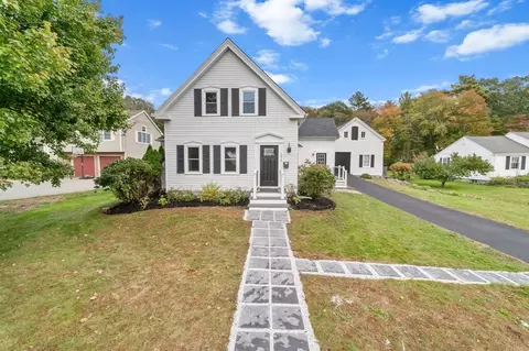 1016 Plymouth St, Abington, MA 02351