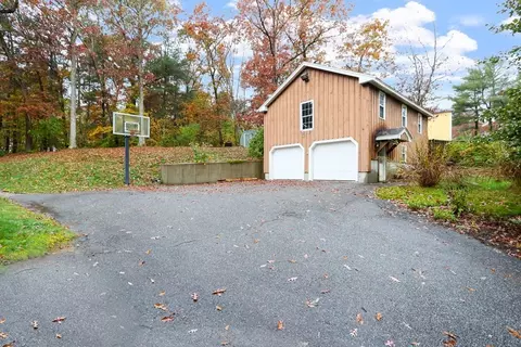 48 Dover Rd, Millis, MA 02054 photo 3