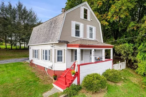412 Amesbury Rd, Haverhill, MA 01830