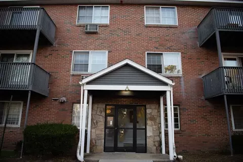 302 Boston Post Rd E #A17, Marlborough, MA 01752