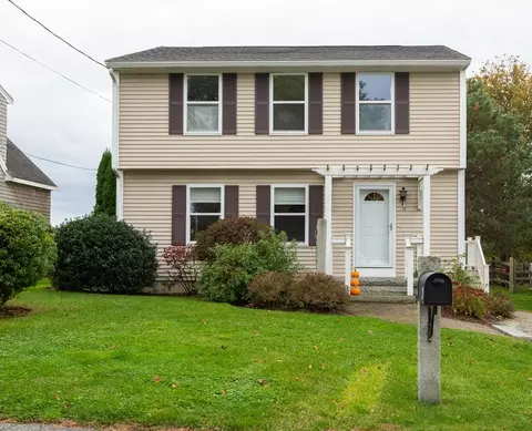 20 Ocean Dr, Ipswich, MA 01938