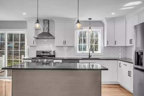 115 Damon Rd, Fitchburg, MA 01420