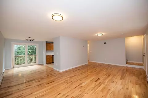 32 Rodney St, Worcester, MA 01605