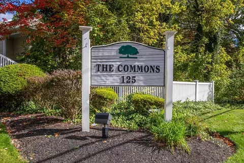 125 Highland St #307, Taunton, MA 02780