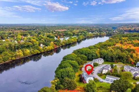 203 Merrimack Meadows Ln #222, Tewksbury, MA 01876