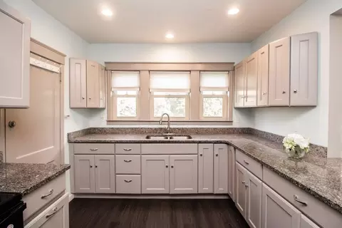 805 School St, Webster, MA 01570 photo 17