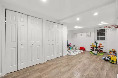 10 Draper St, Canton, MA 02021 photo 25