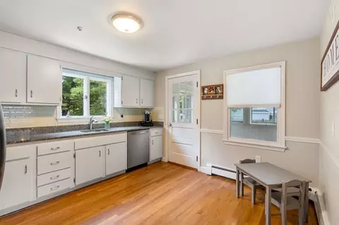 10 Draper St, Canton, MA 02021 photo 4